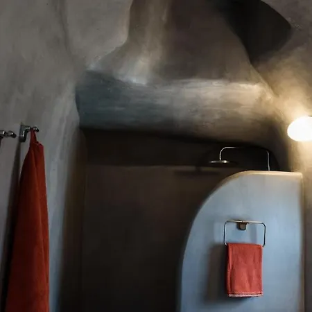 The Luna Apartmán Emporio (Santorini)